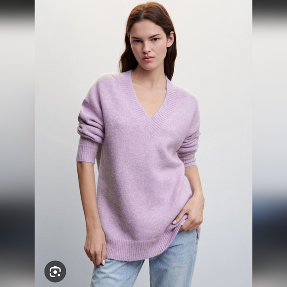 Superdown: Light Pink V-Neck Sweater - Picture 11 of 11